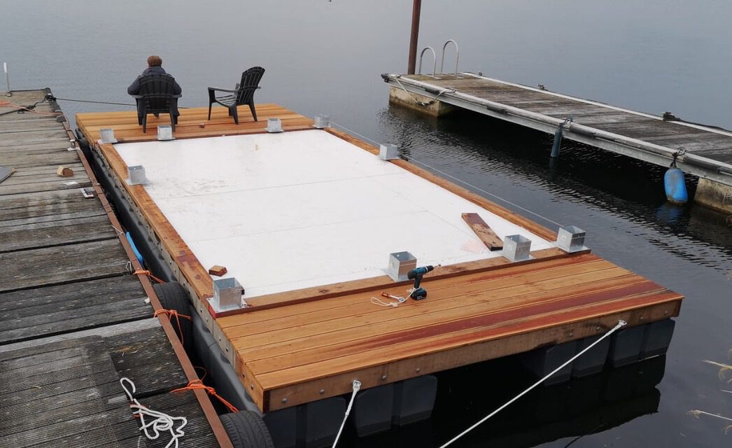 Drijvens terras op Floatlands Drijvers