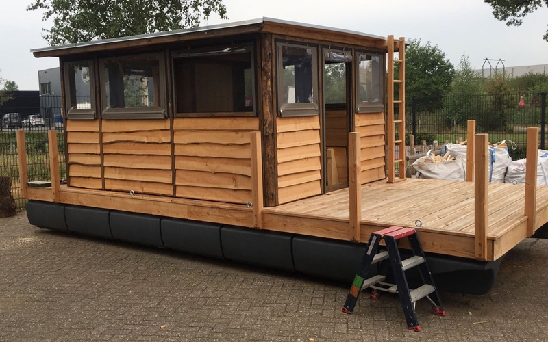 Drijvens terras op Floatlands Drijvers